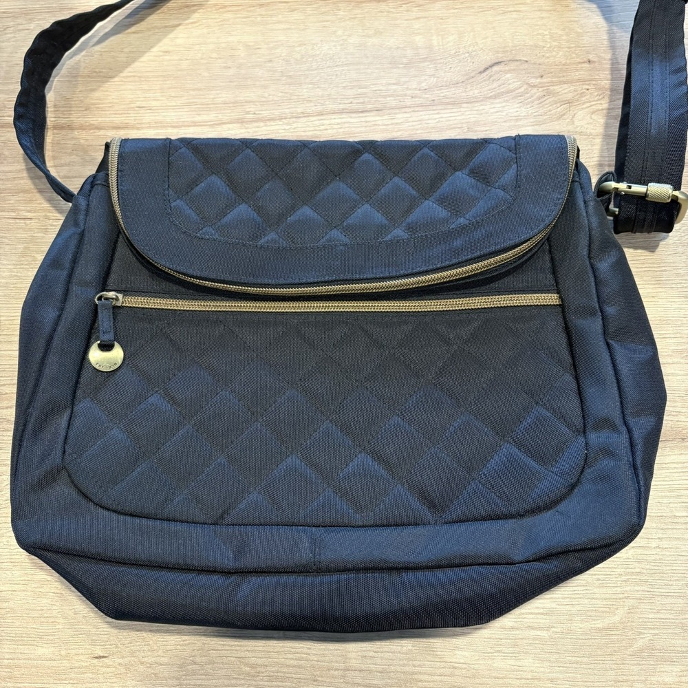 Travelon travel bag purse black/purple pockets zippers cross body strap